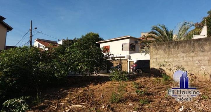 TERRENO NO CONDOMÍNIO JETCON EM VARGINHA MG (2)