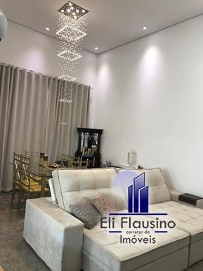 CASA EXCELENTE NO RESIDENCIAL BH EM VARGINHA MG (12)