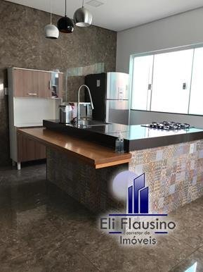 CASA EXCELENTE NO RESIDENCIAL BH EM VARGINHA MG (18)