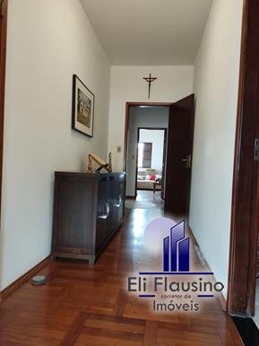 CASA FENOMENAL NO REZENDE EM VARGINHA MG (26)