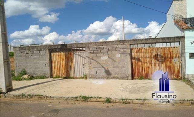 TERRENO COM OBRA PERTO DO FÓRUM EM VARGINHA MG (3)