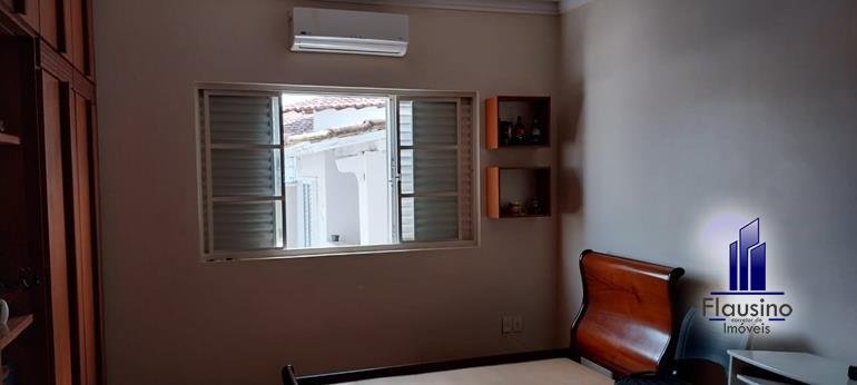 CASA MUITO BOA NOS CAMPOS ELÍSEOS EM VARGINHA MG (17)