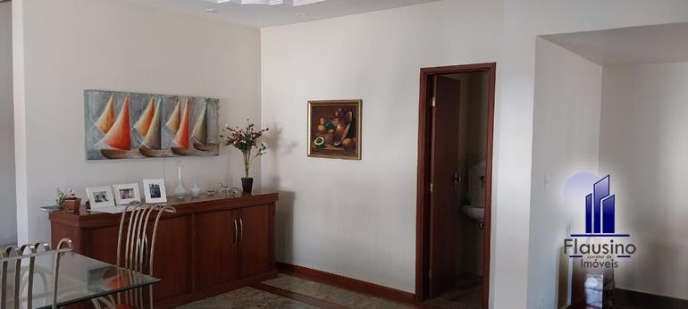 CASA MUITO BOA NOS CAMPOS ELÍSEOS EM VARGINHA MG (29)