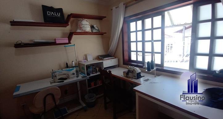 CASA NO BELA VISTA EM VARGINHA MG (25)