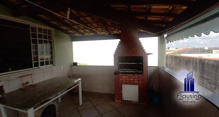 CASA NO BELA VISTA EM VARGINHA MG (3)