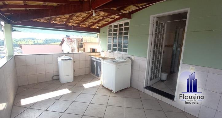 CASA NO BELA VISTA EM VARGINHA MG (4)