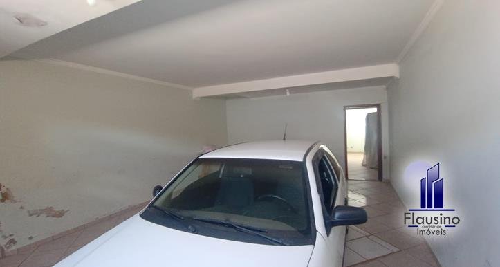 CASA NO BELA VISTA EM VARGINHA MG (7)