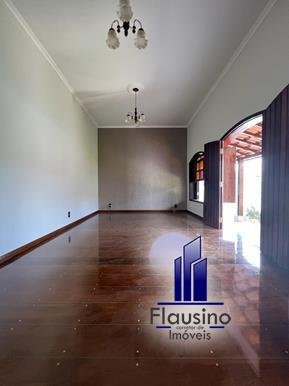 SUPER CASA NO NOVO HORIZONTE EM VARGINHA MG (12)