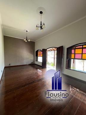 SUPER CASA NO NOVO HORIZONTE EM VARGINHA MG (13)