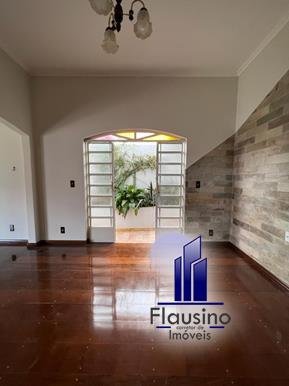 SUPER CASA NO NOVO HORIZONTE EM VARGINHA MG (15)