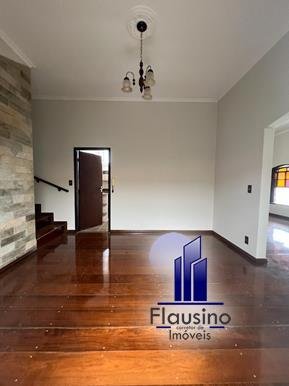 SUPER CASA NO NOVO HORIZONTE EM VARGINHA MG (19)