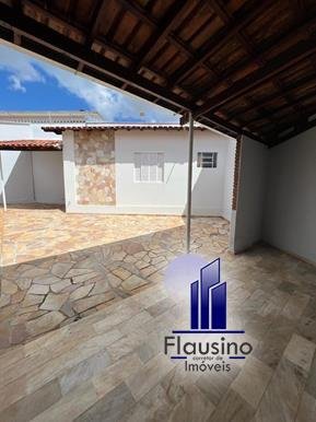 SUPER CASA NO NOVO HORIZONTE EM VARGINHA MG (2)