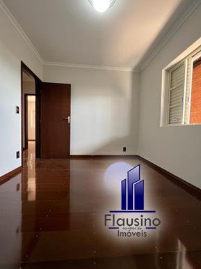 SUPER CASA NO NOVO HORIZONTE EM VARGINHA MG (22)