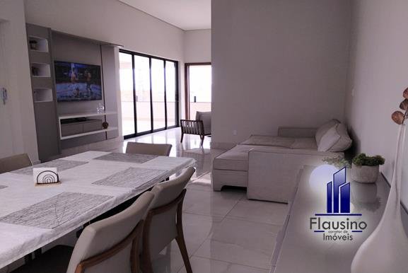 CASA LINDA DE VIVER NOS CAMPOS ELÍSEOS EM VARGINHA MG (12)