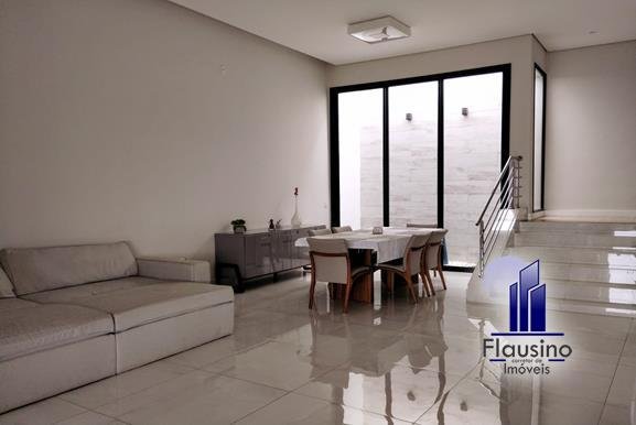 CASA LINDA DE VIVER NOS CAMPOS ELÍSEOS EM VARGINHA MG (7)