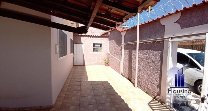 CASA EXCELENTE NO SION EM VARGINHA MG (12)