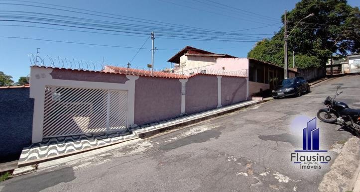 CASA EXCELENTE NO SION EM VARGINHA MG (13)