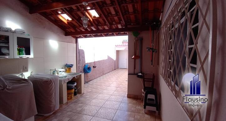 CASA EXCELENTE NO SION EM VARGINHA MG (16)