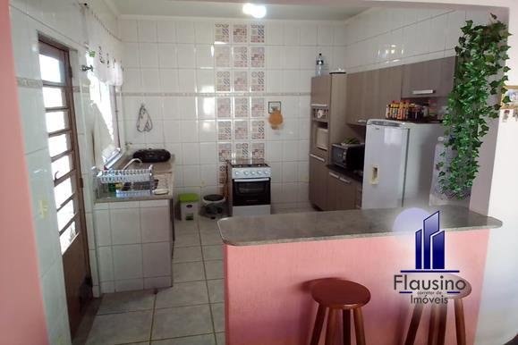 CASA TOP NO PARQUE DO RETIRO EM VARGINHA MG (11)