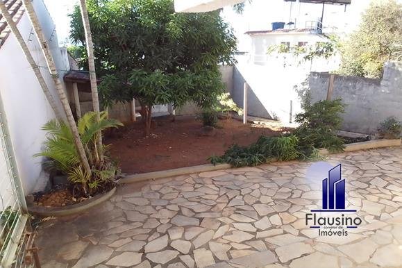 CASA TOP NO PARQUE DO RETIRO EM VARGINHA MG (13)