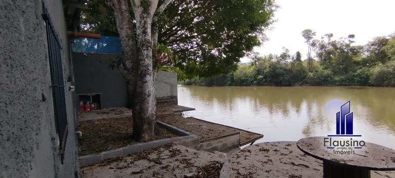 SUPER RANCHO NO RIO VERDE DENTRO DA CIDADE (2)