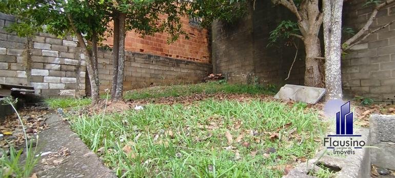 CASA MUITO BOA NO BOM PASTOR EM VARGINHA MG (3)