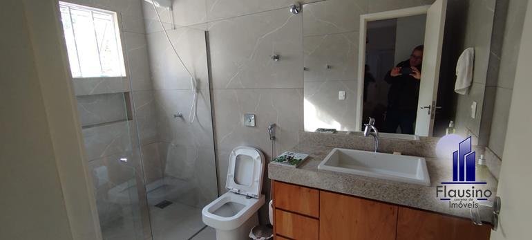 APARTAMENTO NOBRE NO CENTRO DE VARGINHA MG (12)