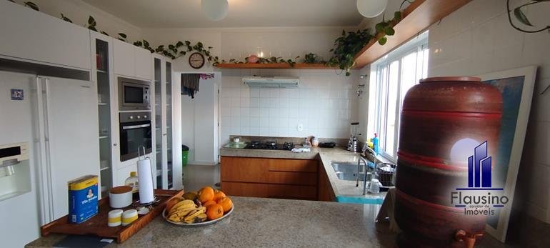 APARTAMENTO NOBRE NO CENTRO DE VARGINHA MG (18)