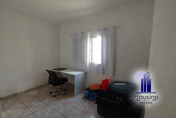 TRÊS IMÓVEIS EM UM NO SION EM VARGINHA MG (6)