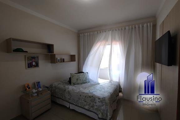 CASA COM PONTO COMERCIAL ENORME NO SION EM VARGINHA MG (20)