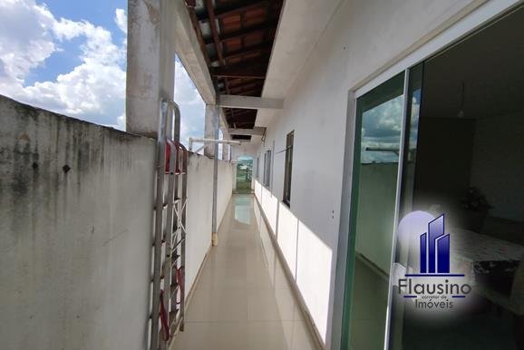 CASA COM PONTO COMERCIAL ENORME NO SION EM VARGINHA MG (6)