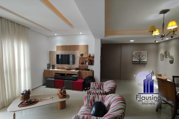 APARTAMENTO BELÍSSIMO NO CAMPOS ELISEOS EM VARGINHA MG (17)