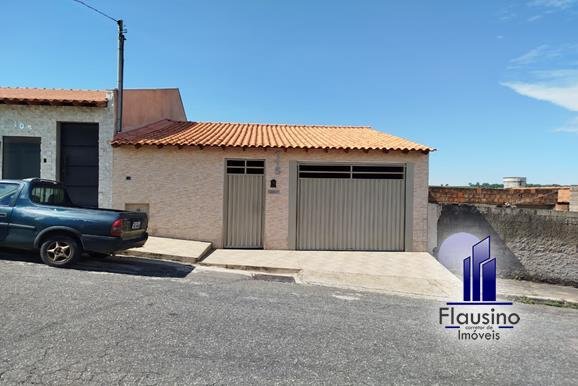 CASA PLANA NO STA TEREZINHA EM VARGINHA MG (4)