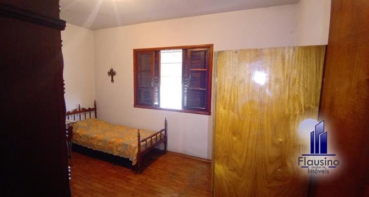 CASA COM RENDA NO BOM PASTOR EM VARGINHA MG (14)