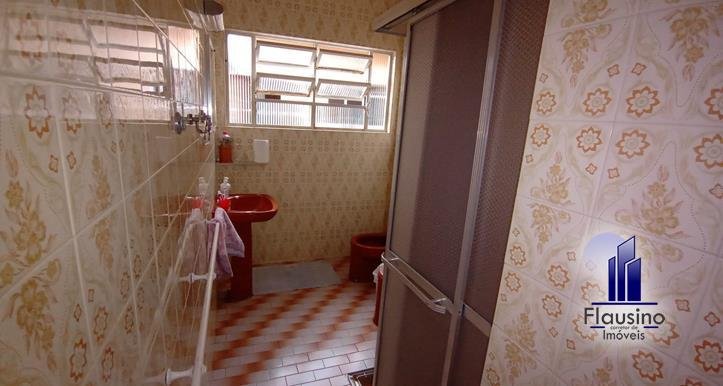 CASA COM RENDA NO BOM PASTOR EM VARGINHA MG (7)