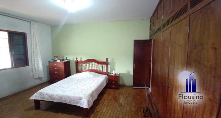 CASA COM RENDA NO BOM PASTOR EM VARGINHA MG (9)