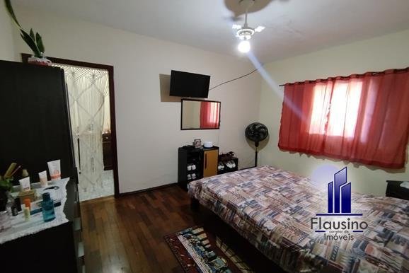 SUPER TERRENO COM BELA CASA NO REZENDE EM VARGINHA MG (14)