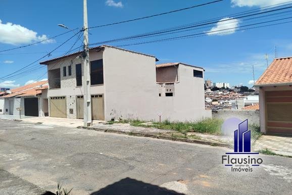 TERRENO RELÍQUIA NO JARDIM ITÁLIA EM VARGINHA MG (3)