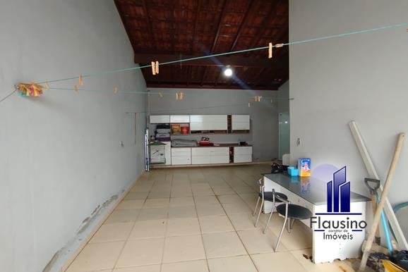 CASA PLANA NO SAGRADO CORAÇÃO EM VARGINHA MG (1)