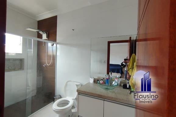 CASA PLANA NO SAGRADO CORAÇÃO EM VARGINHA MG (12)