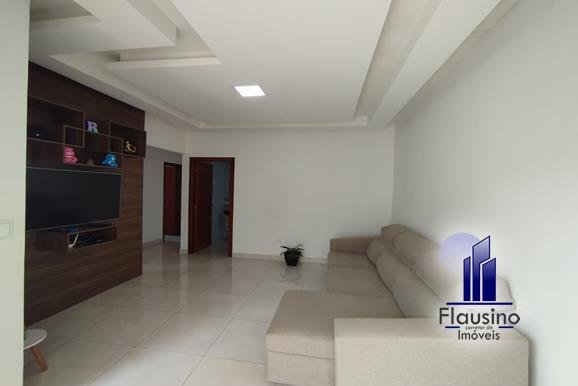 CASA PLANA NO SAGRADO CORAÇÃO EM VARGINHA MG (13)