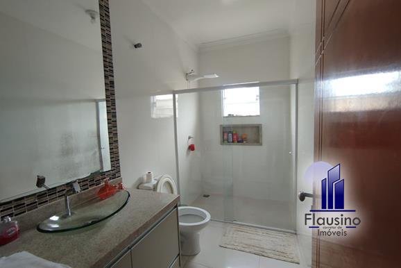 CASA PLANA NO SAGRADO CORAÇÃO EM VARGINHA MG (16)