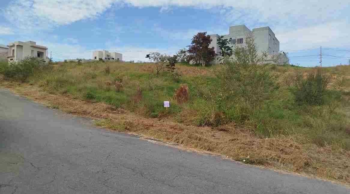 TERRENO DE 434m² NO VALE DOS COQUEIROS EM VARGINHA MG (3)