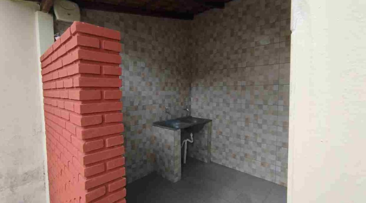 CASA MUITO BOA NO BELA VISTA EM VARGINHA MG (13) (Copy)