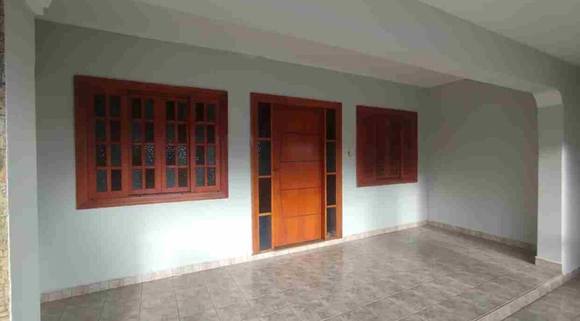 CASA 03 QUARTOS LOCAÇÃO CIDADE NOVA EM VARGINHA MG (3) (Copy)