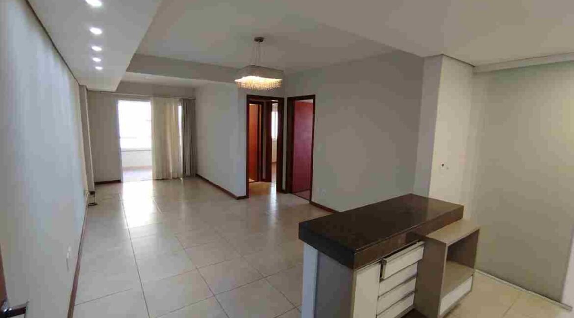 UM DOCE DE APARTAMENTO NO CENTRO DE VARGINHA MG (12) (Copy)