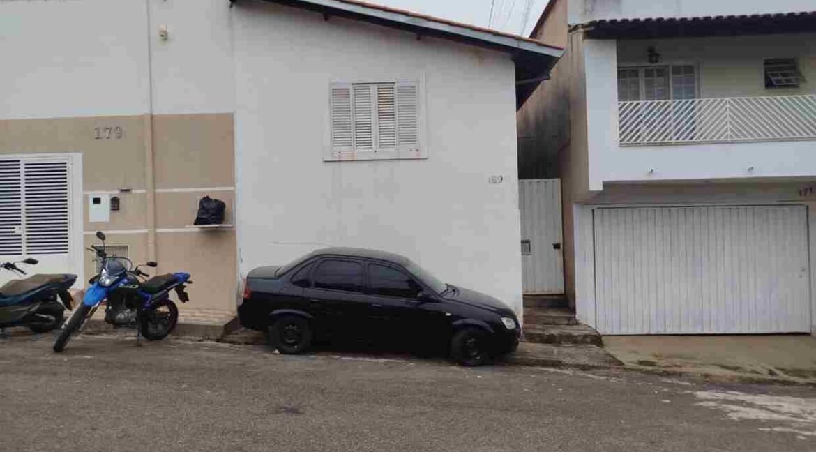 A CASA MAIS BARATA DE VARGINHA NO CANAÃjpeg (3) (Copy)