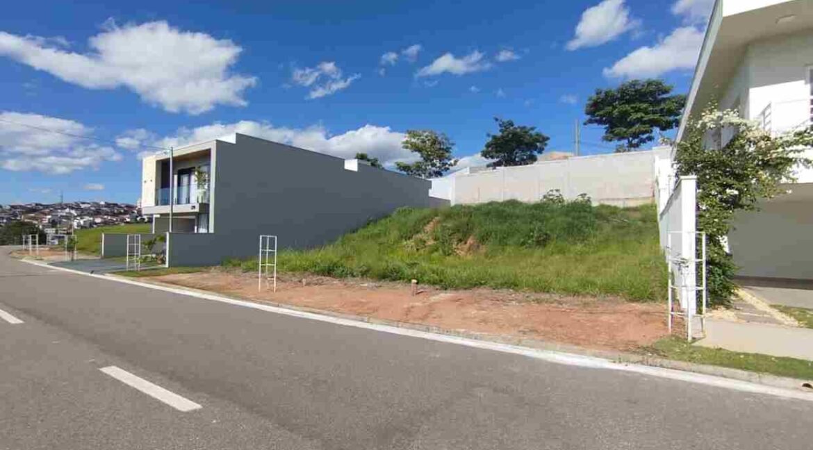 TERRENO EXCELENTE NO CONDOMÍNIO GARDEN EM VARGINHA MG (1) (Copy)