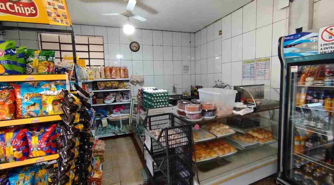 PRÉDIO COM TRÊS RENDAS NO ESTRELA EM VARGINHA MG (24) (Copy)