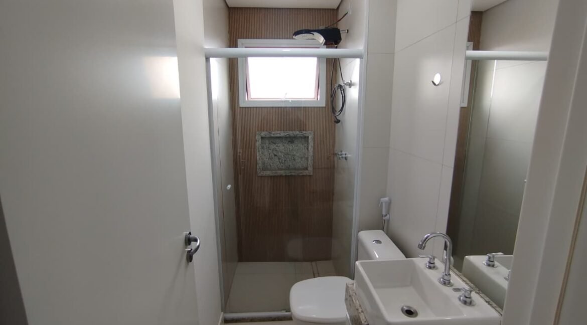 APARTAMENTO TRÊS QUARTOS COM TRÊS VAGAS NO SKYVISIION NOVO HORIZONTE EM VARGINHA MG (18)